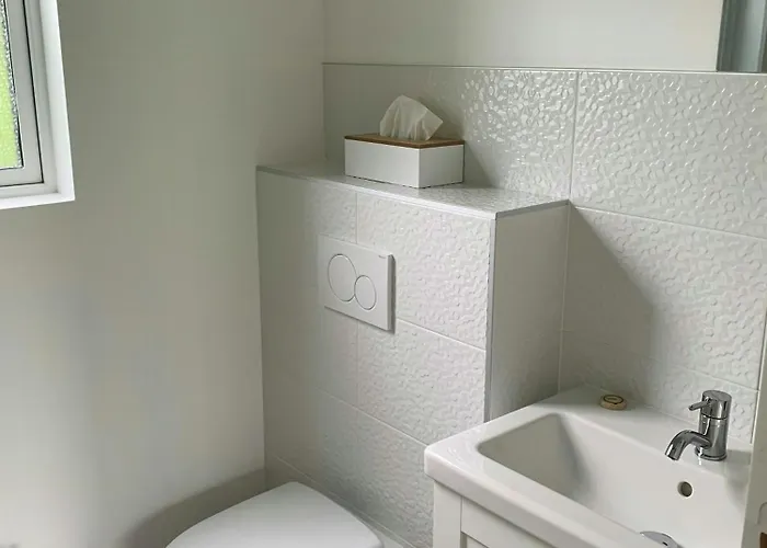 Dom wakacyjny Estate With Spa For Large Groups Near Paris
